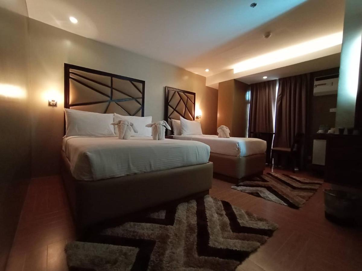 Treasure Island Hotel With Mini Water Adventure Masbate City Dış mekan fotoğraf