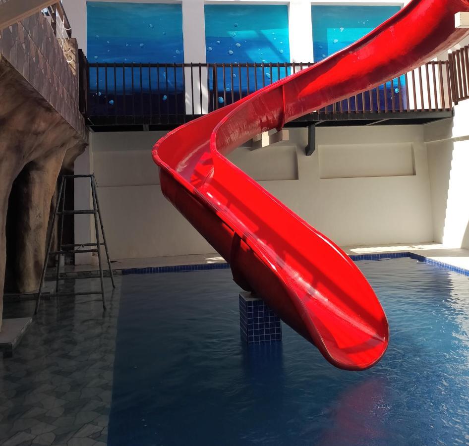Treasure Island Hotel With Mini Water Adventure Masbate City Dış mekan fotoğraf