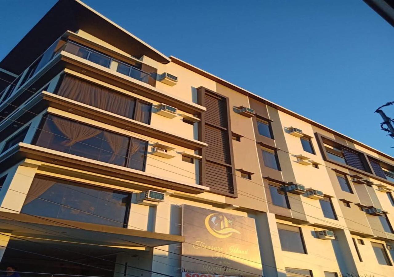 Treasure Island Hotel With Mini Water Adventure Masbate City Dış mekan fotoğraf
